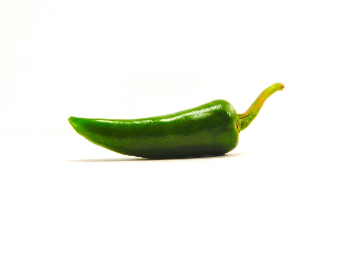 Färska gröna jalapeñochili